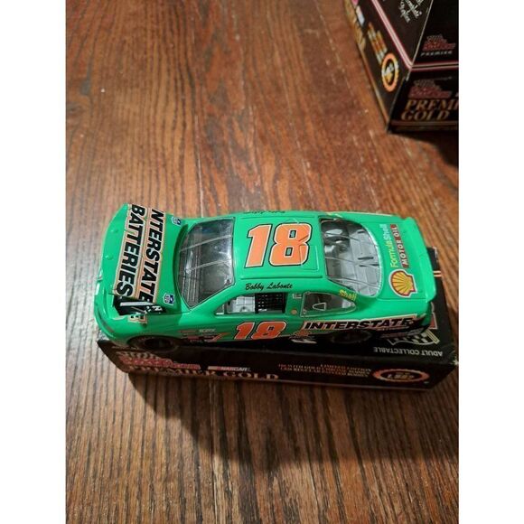 Vintage Racing Collectibl Bobby Labonte Interstate Die Cast Nascar Race Car Bank - Picture 2 of 10